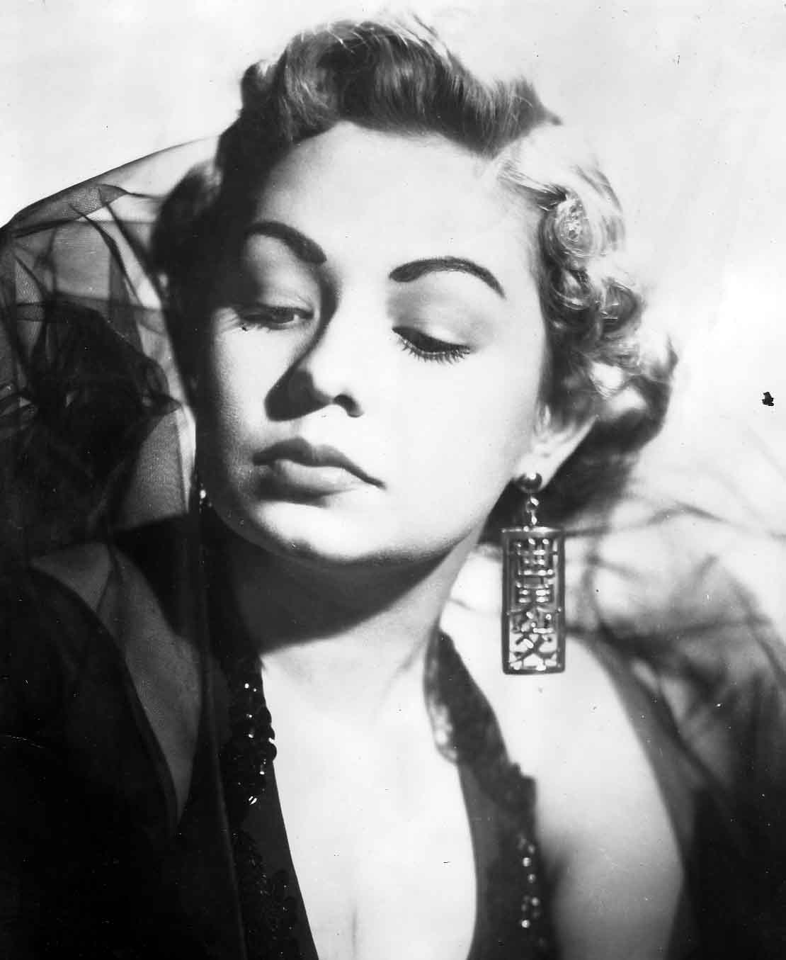 Rosa Elena Miró