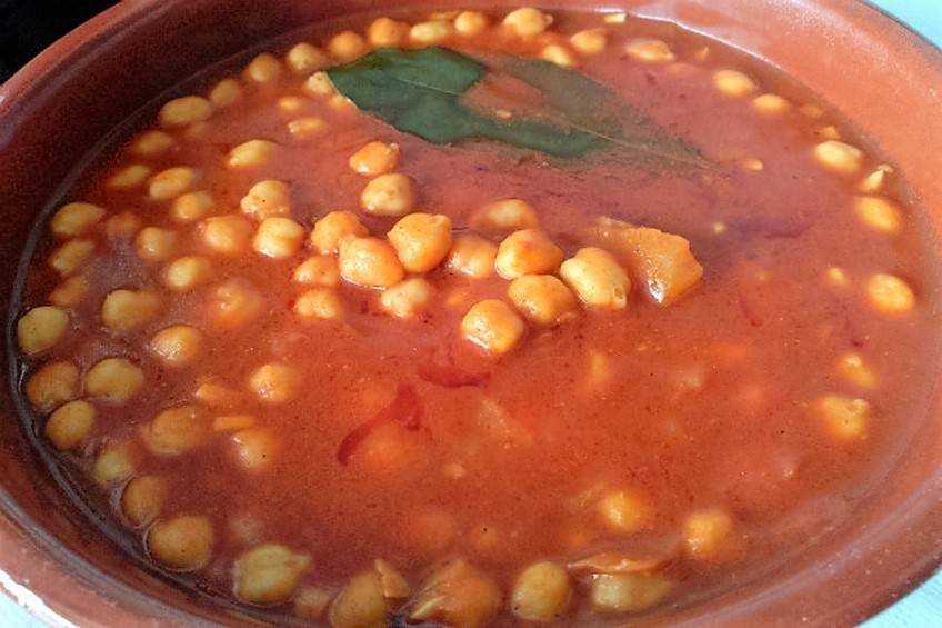 garbanzos-guisados-con-tomate