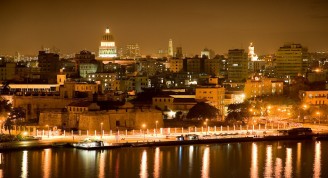 114_HABANA_Habana-de-noche-desde-Cristo-Casablanca