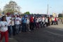 Presiden la marcha obrera en Bayamo, capital de Granma, el miembro del Comité Central del Partido y primer secretario en la provincia, Federico Hernández; los ministros de Agricultura y de la Informática y las Comunicaciones, Gustavo Rodríguez y Maimir Mesa, respectivamente; los miembros del Consejo de Estado Jorge Berlanga, Felicia Martinez e Ibis Nubia Millán; así como el Héroe de la República de Cuba, coronel Fidencio González Peraza. Foto: Dilbert Reyes Rodríguez