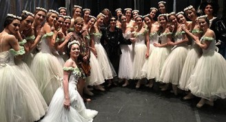 Alicia Alonso y el Ballet Nacional de Cuba, durante la reciente gira de la compañía por los Estados Unidos. Foto BNC.