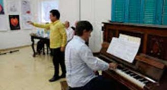 Hace cinco años que Lichilín y Rivero Bueno trabajan en la musicalización e interpretación de los versos sencillos de José Martí. (Foto: tvyumuri.icrt.cu).