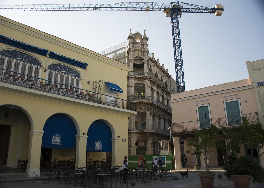 HOTEL CUETO 3 (Medium)