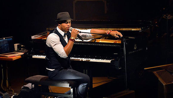 Roberto-Fonseca-en-Festival-Jazz-en-Granada-1