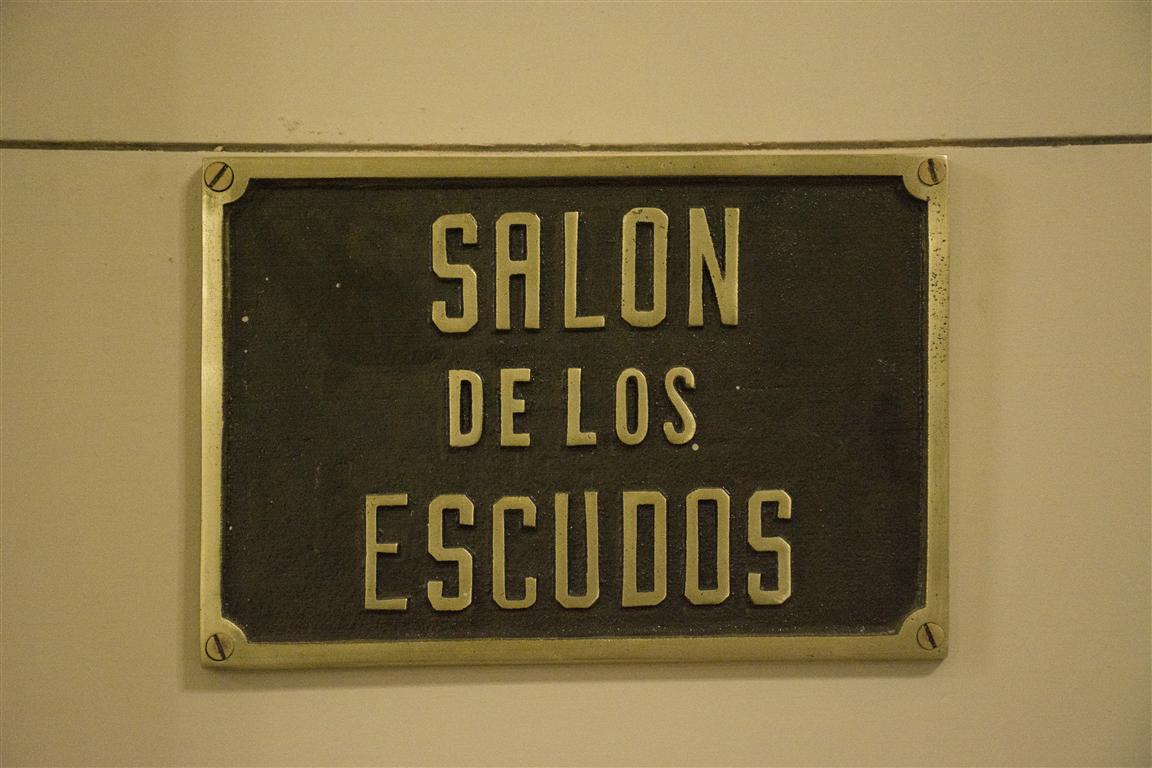 salón de los esc udos 0 (Medium)