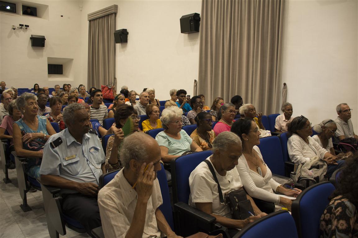 PRESENTACIÓN (Medium)