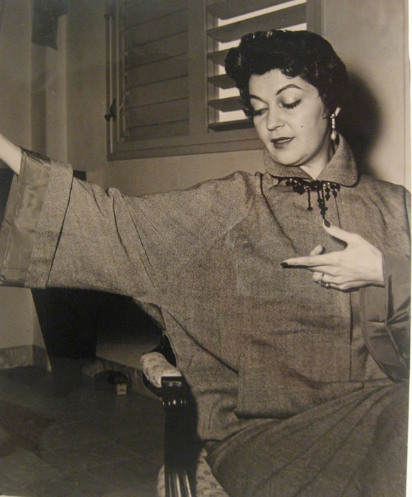 maria-de-los-angeles-santana-3-580x700
