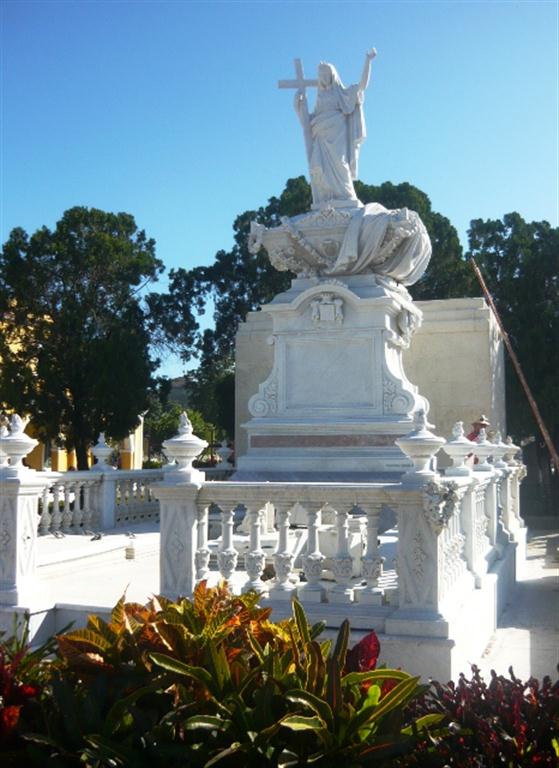 3-Panteón del conde de la Mortera4 (Medium)