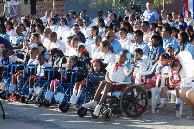 Con capacidad para 120 estudiantes desde preescolar hasta noveno grado, la escuela especial Amistad Cuba-Vietnam abre sus puertas a educandos con discapacidad físico-motoras de las cinco provincias orientales. Foto: Jorge Luis Guibert/Periódico Sierra Maestra.