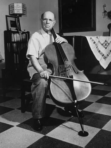 cellist-pablo-casals-at-his-home_a-G-5327281-4990000