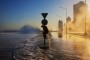 Las insólitas inundaciones causadas por el cambio climáticoamenazan al Malecón, el famoso paseo marítimo de La Habana (Cuba).