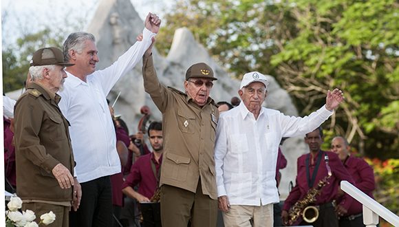 acto-por-el-26_02-1-580x330
