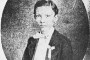 Primer retrato conocido de Martí, correspondiente a 1865, época escolar.