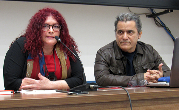 Marilyn Solaya junto al historiador Julio César González Pagés.