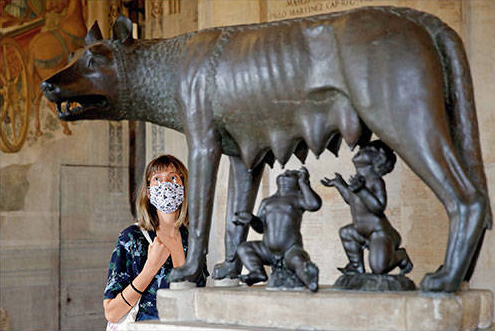 El uso de nasobucos es obligatorio en los museos italianos