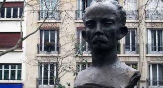 Busto de José Martí ubicado en la plaza del mismo nombre en París, la capital de Francia. Foto: Cubadebate