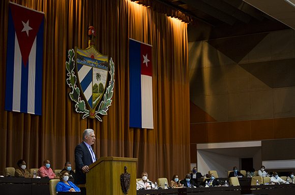 diaz-canel-discurso-02-580x384