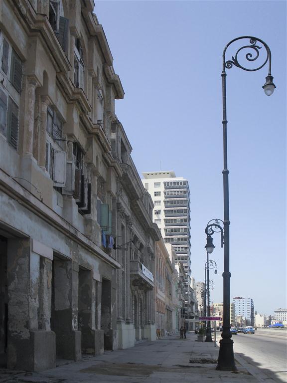 malecon 15 (Medium)