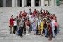 El Doctor Eusebio Leal Spengler, junto a jóvenes trabajadores de la Oficina del Historiador de la Ciudad de La Habana en el Capitolio Nacional . Foto: Alexis Rodríguez