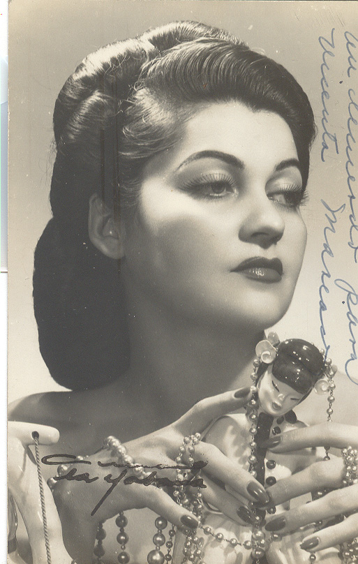 La mujer cubana se siente bien representada con tu extraordinaria belleza […] eres gran artista de temperamento y amiga fiel y cariñosa. Eliseo Grenet