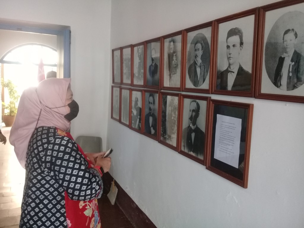 Embajadora de la Republica de Indonesia Nana Yuliana Ph.D visita Casa Marti (Mediano)