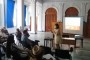 Perla Rosales habla a los jovenes de este Taller de Emprendimiento Urbano (Copiar)