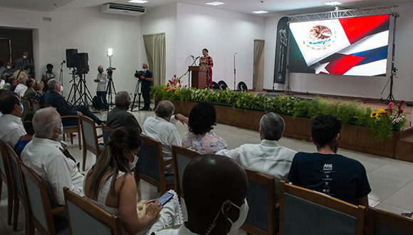Alejandra Fausto, secretaria de cultura de México. Durante su intervención en la inauguración de la XXX Feria Internacional del Libro de La Habana. Foto: Abel Padrón Padilla/ Cubadebate.
