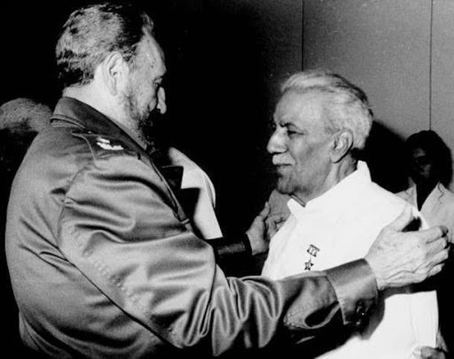 Fidel-y-el-indio-Naborí
