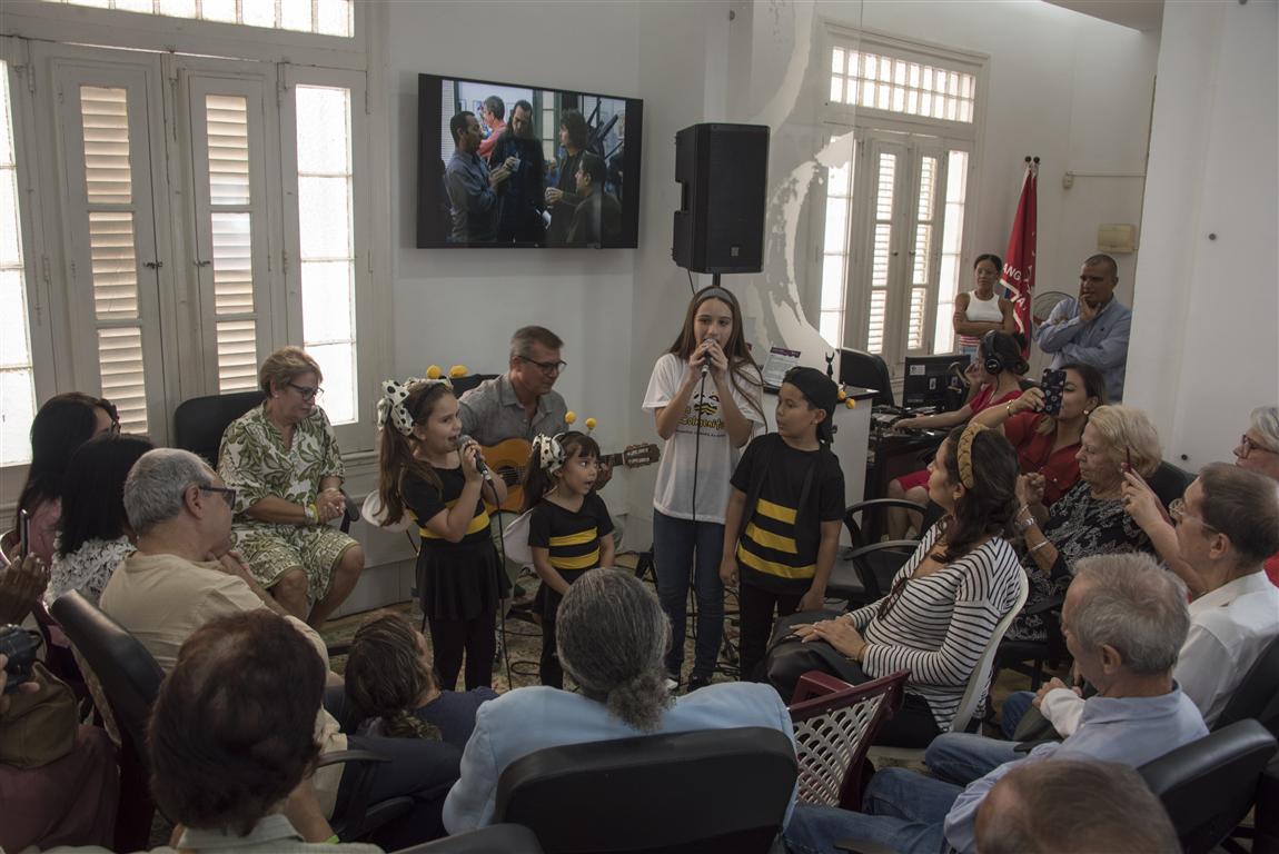 La Colmenita (Medium)