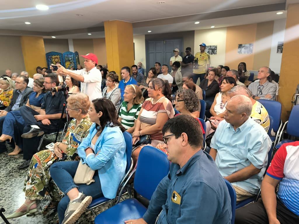 649504695_26088709557438956_2733407254693794658_n