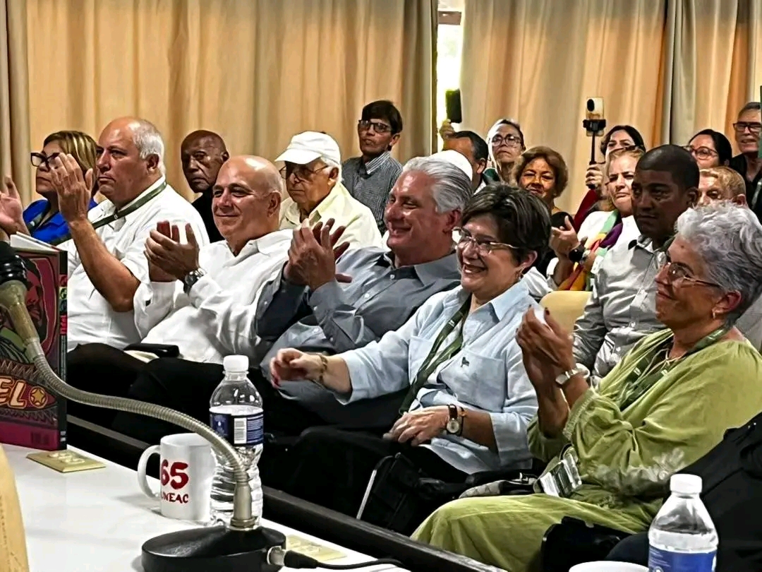 Momentos del Foro Arte Fiel que se desarrolló en el Palacio de las Convenciones en el 1er coloquio internacional "Fidel: legado y futuro."